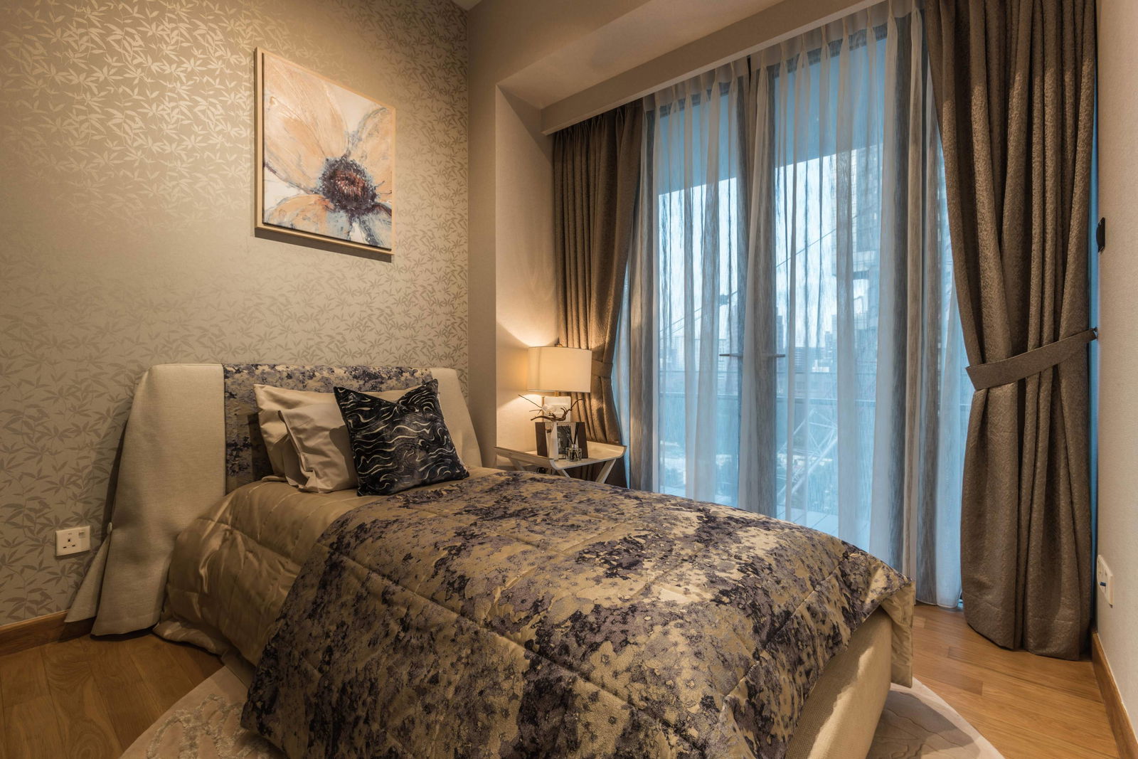 The Lumos Gallery Image 8